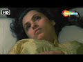 फिर ये मुझे अपने बेडरूम में ले गयीं और �