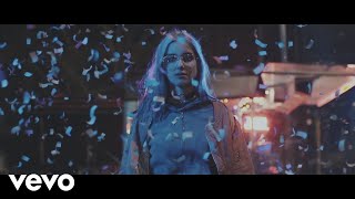 Le 4 Music Video