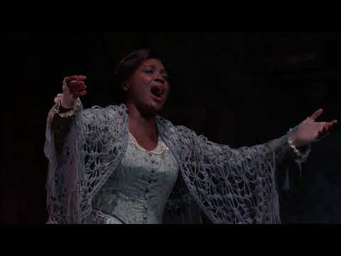 La Bohème: “Sì, mi chiamano Mimì”