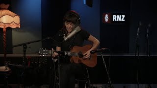 Courtney Barnett - &#39;Sunday Roast&#39; (Live at RNZ)
