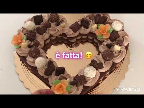 CREAM TART AL CIOCCOLATO-FROLLA AL CACAO E MANDORLA CON PANNA, MASCARPONE NUTELLA-CUORE KINDER BUENO