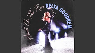 Kadr z teledysku Hearts On the Run tekst piosenki Delta Goodrem