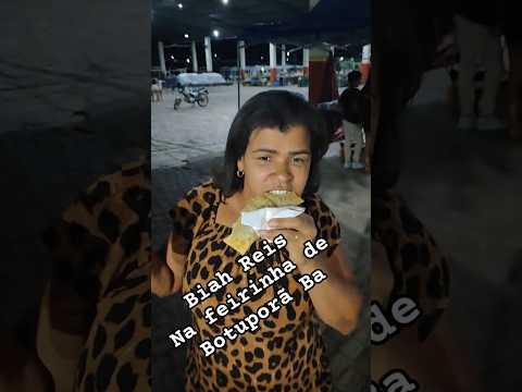 Pastel com caldo de cana na feirinha de Botuporã Ba