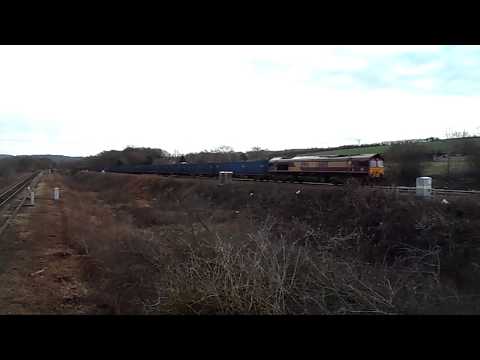 6M16 Wilton to Knowsley binliner at Heaton Lodge