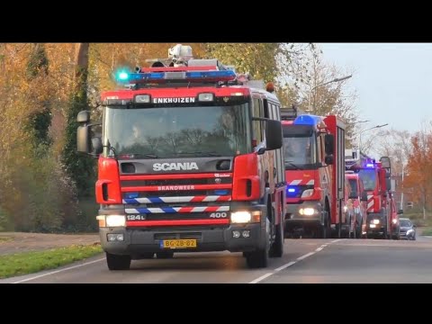 Optocht Brandweer Enkhuizen tijdens sinterklaasfeest Brandweer Enkhuizen met spoed