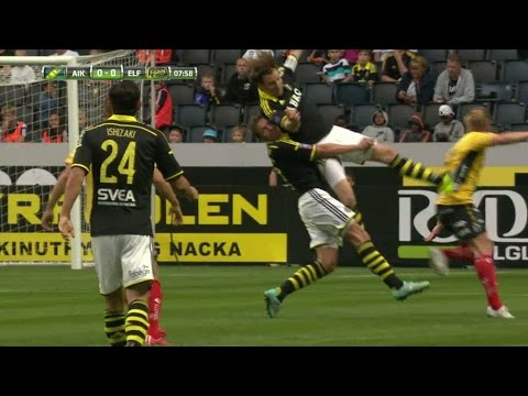 Mardrömscomback för Hooiveld i AIK - tvingades utgå tidigt - TV4 Sport