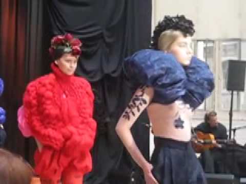 Josep Font Couture show