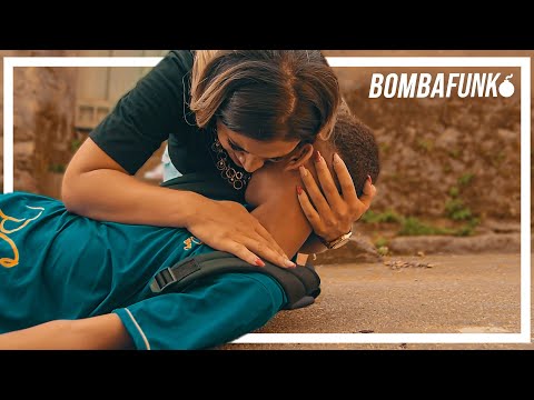 MC Pretinho - AQUELA MÃE (Official Vídeo Clip) BOMBAFUNK