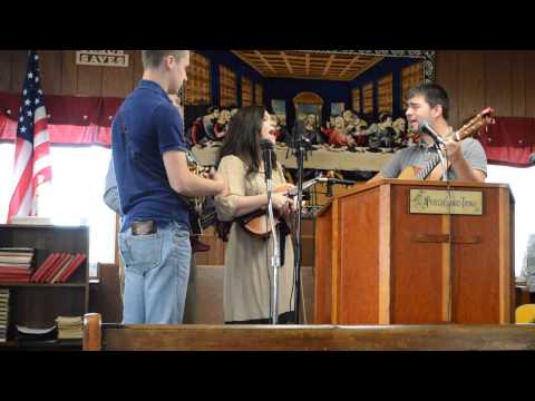 Kentucky Mountain Trio- I just want to thank you Lord 4-26-14