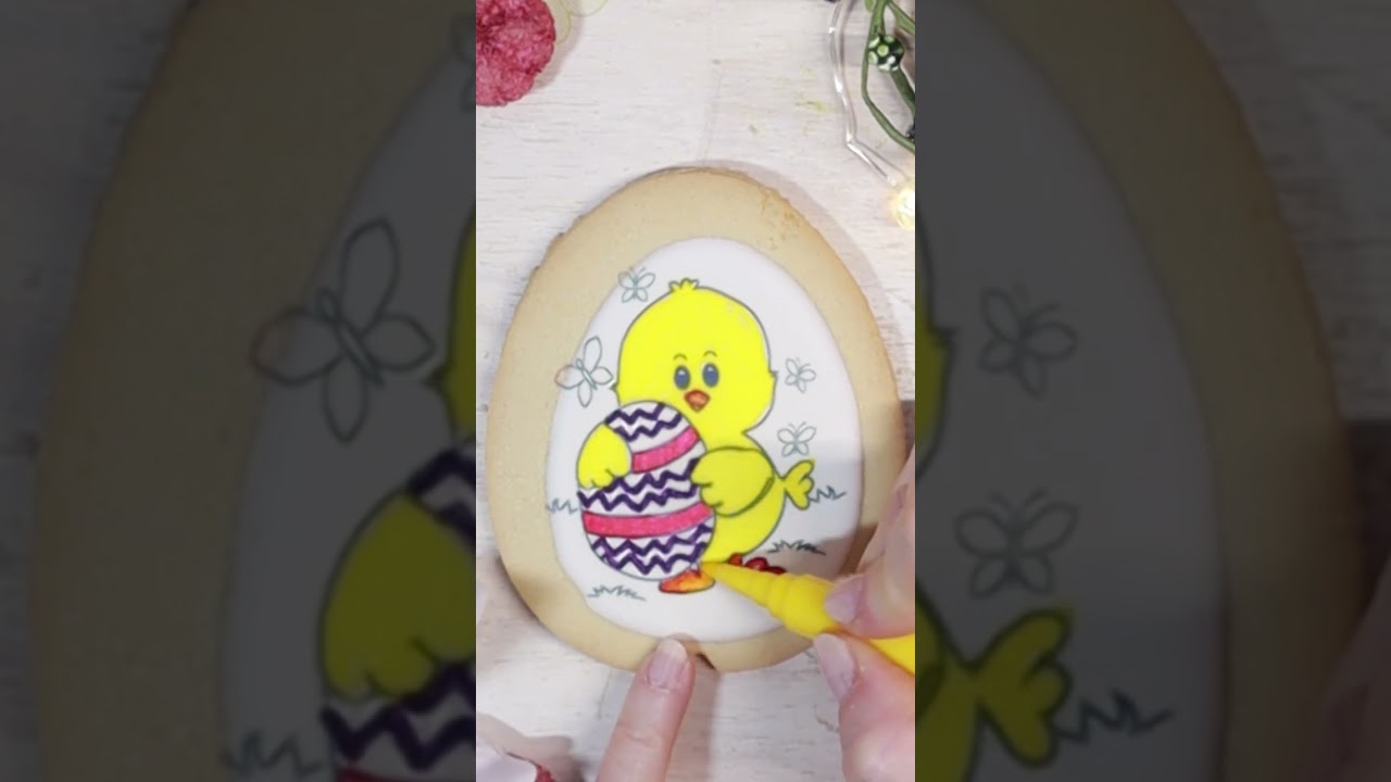 Coloring Easter Chick cookie with food color markers. #shorts