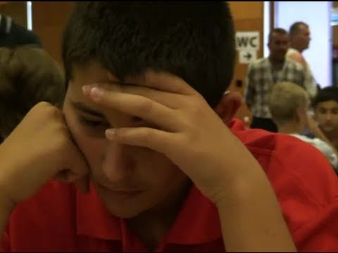 B14 9.9. Julio Suarez Gomez  -  Jorden Van Foreest  0 - 1