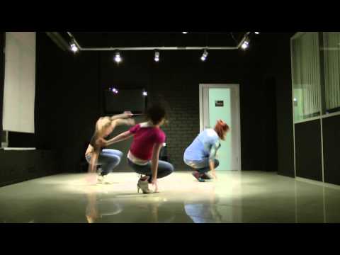 Dancehall choreo by Julia "LUna T" Masaeva on song "Raggadigma Rang - Dvigai"