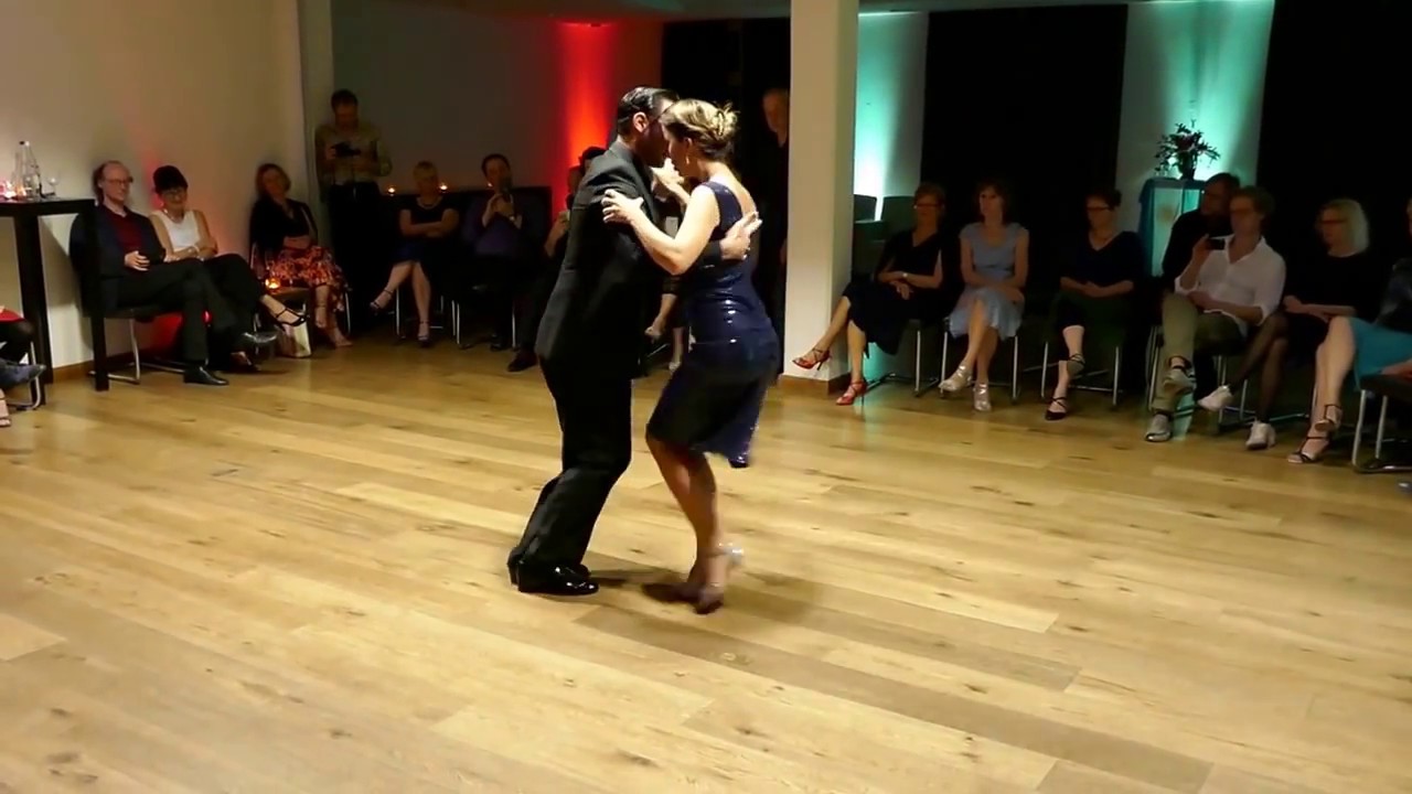 Video thumbnail for Bailando Reisen presents: Fausto Carpino & Stephanie Fesneau