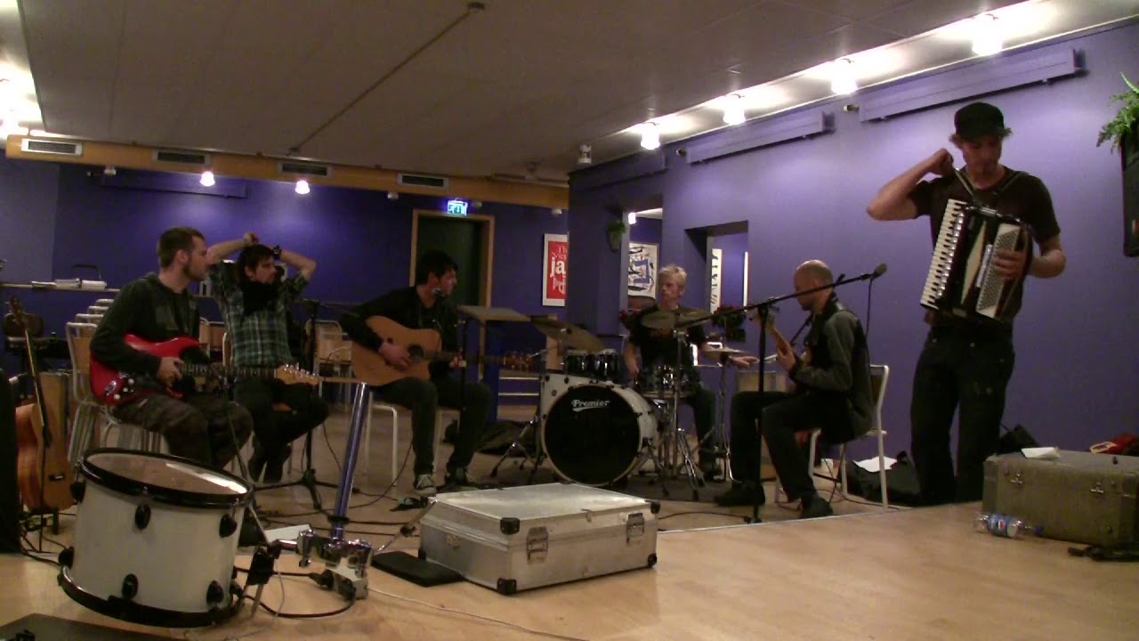 00204 YouTube sharing