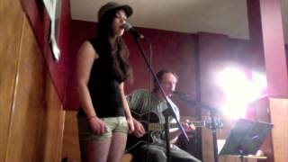 Amber Betterley and Ryan Wood - Only Dreaming by K's Choice live
