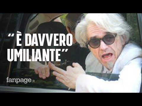 Lo sfogo di Morgan: "Mi fanno suonare con una scenografia offensiva per soli 5000 euro, è umiliante"