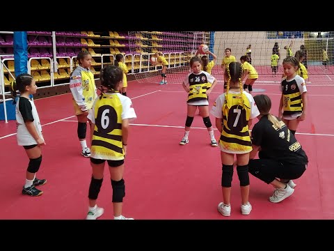 Campeonato España Voleibol Benjamín:  Voleibol Astillero - CD Las Flores (Sevilla)