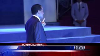 Pastor Chris Oyakhilome crying profusely