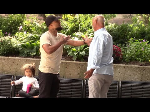 Little Girl Was Being Kidnapped By Creepy Guy. What Happens Is Shocking