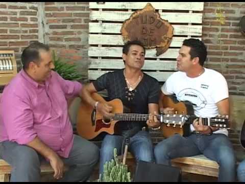BRENNO E BARRETO CANTAM MATO GROSSO E MATHIAS - CHAMADA DO PROGRAMA TUDO DE BOM - NEREU ALMEIDA