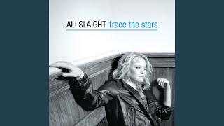 Download lagu Trace The Stars mp3