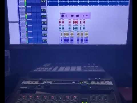 Ñengo flow ft. Eladio Carrion (ADELANTO)