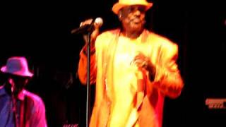 Charlie Wilson  - Yearning 4 Your Love (Live) in Washington, DC - 9.12.09