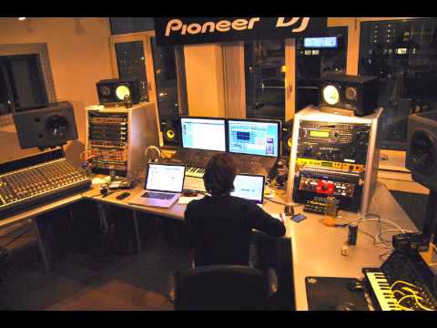 peter gelderblom releases