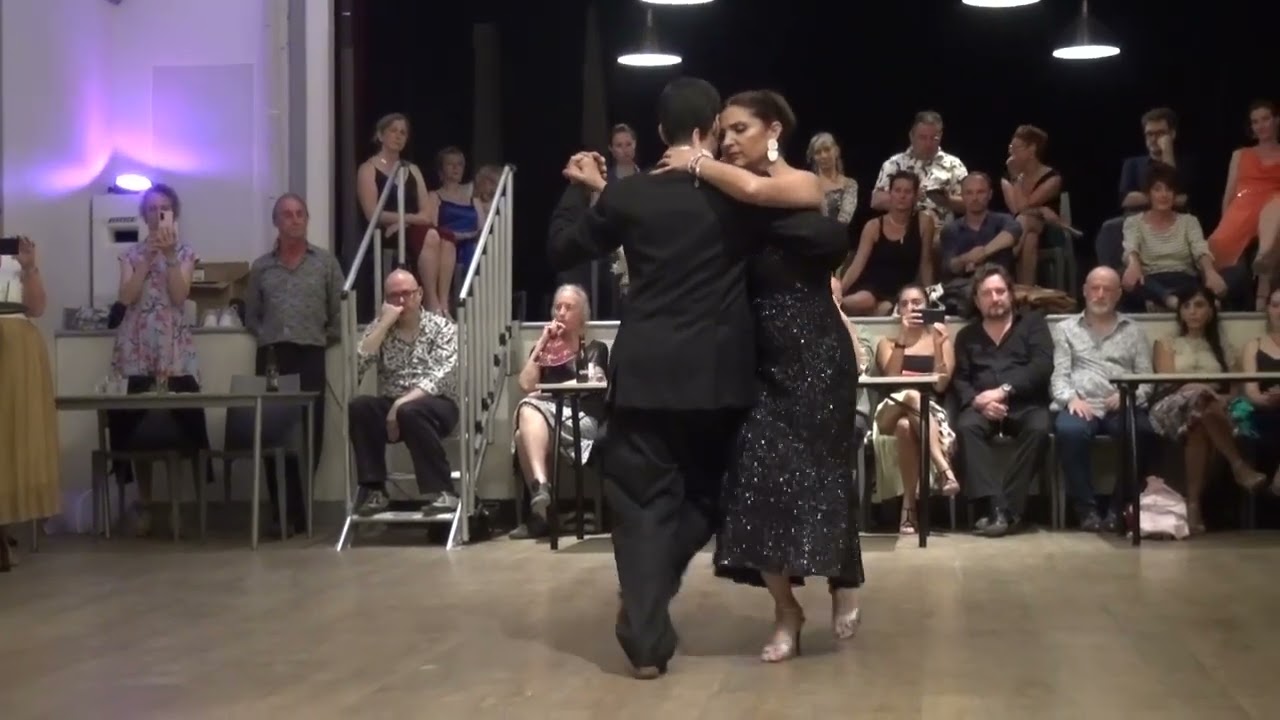 Miriam Copello en Cristian Correa: "Sombras del puerto" @ CC  Meulestee, Gent