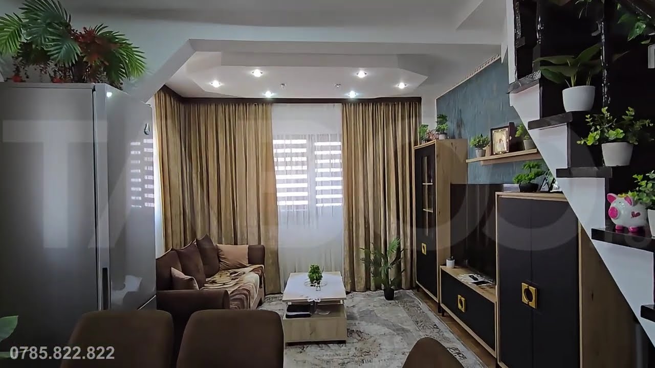 Apartament de vanzare 3 camere balcon mobilat totul nou Mihai Viteazul - Video