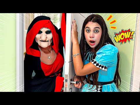 SARAH e uma HISTÓRIA ENGRAÇADA da BABÁ BRUXA Story for kids