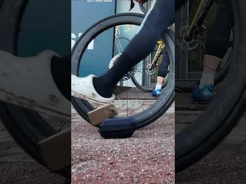 4월 18일 셀카를 찍으려는데 갑자기