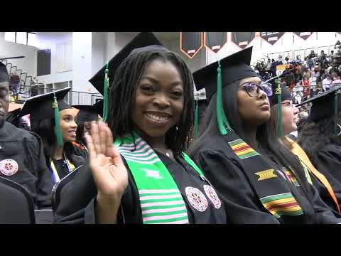AUM 2025 Fall Commencement