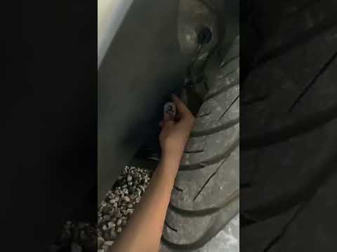 REMOVING THE WHEEL ARCH LINER