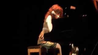 Carmen París - Madrid (11/04/2015) - Distancia Espeluznante