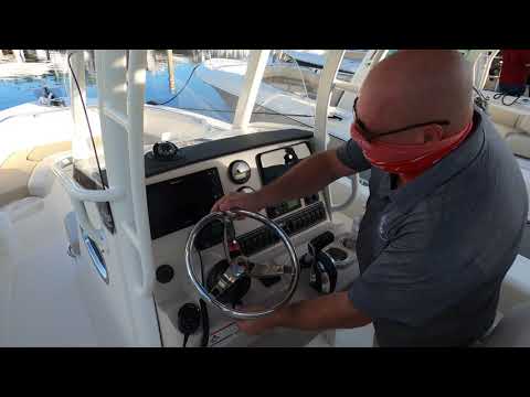 Boston Whaler 230 Outrage video