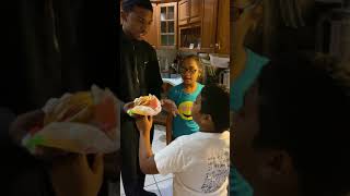 #QUEENZKIDS - NEKKO GOES CRAZY ON QUEENZFLIPJR BECAUSE HE GOT HIM THE WRONG BURGER, #BURGERKING