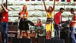 Jetset Getset performs live at the Chattanooga Riverbend Festival