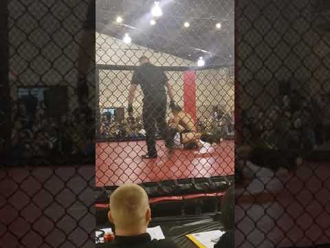 Black Out Fights: Stu Kosh (3-4-0) vs Kenneth Sisaketh (0-0-0) 125lbs (Match #4 - Camera #2)