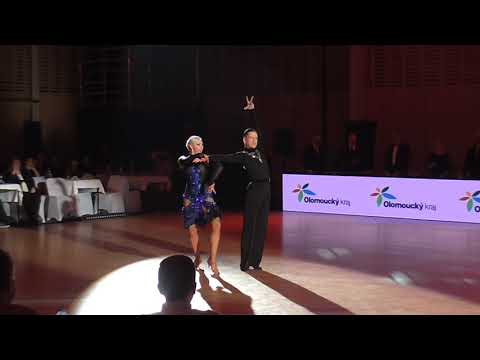 235 Robin Ondráček - Anna Banková /MČR T10 2018/ Kojetín/ Dospělí/ Finále/ Paso doble