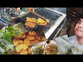 Street Food Vietnam Jellyfish Noodles Street Croissant Crab Soup And More Red Is Lost Again