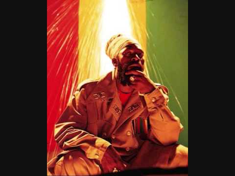 AWESOME REGGAE#3 CAPLETON - CRAZY LOOK