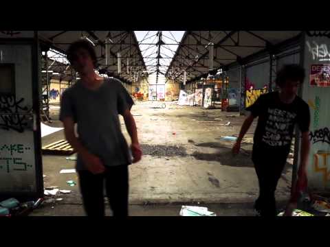 download lagu mp3 mp4 Tagada Jones Merch, download lagu Tagada Jones Merch gratis, unduh video klip Tagada Jones Merch