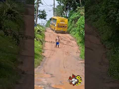 MICRO ESCOLAR DE JUQUITIBA FEZ RALLY PARA SUBIR A RUA JORGE NINO SOARES NA FAVELA DO JUSTINOS MORRO