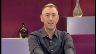 Alan Cumming on Loose Women and sings That&#39;s Life