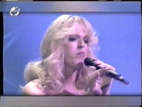 Lola Lee as Amanda Lear in the Soundmix show The Netherlands 1995