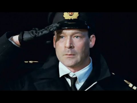 Смерть офицера: Титаник (1997) Момент из фильма