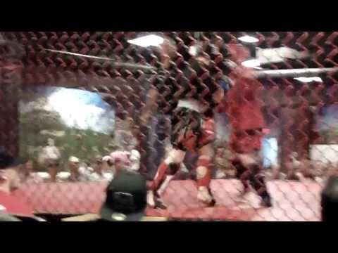 Ryan Kelly Muay Thai fight 5.25.13 Fight 1 Round 2