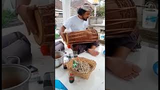 Download lagu Suara kendang barong Bali Mantap | pengerajin kendang yan tas . Gianyar Bali mp3