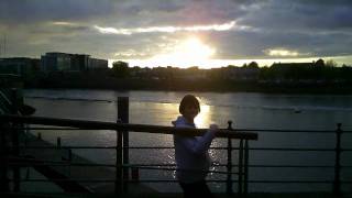 preview picture of video 'Sunset over Limerick city on the river Shannon'